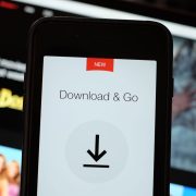 Netflix, oggi l’app è intelligente